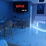 Oda ve Kahvaltı Wrzos 3*